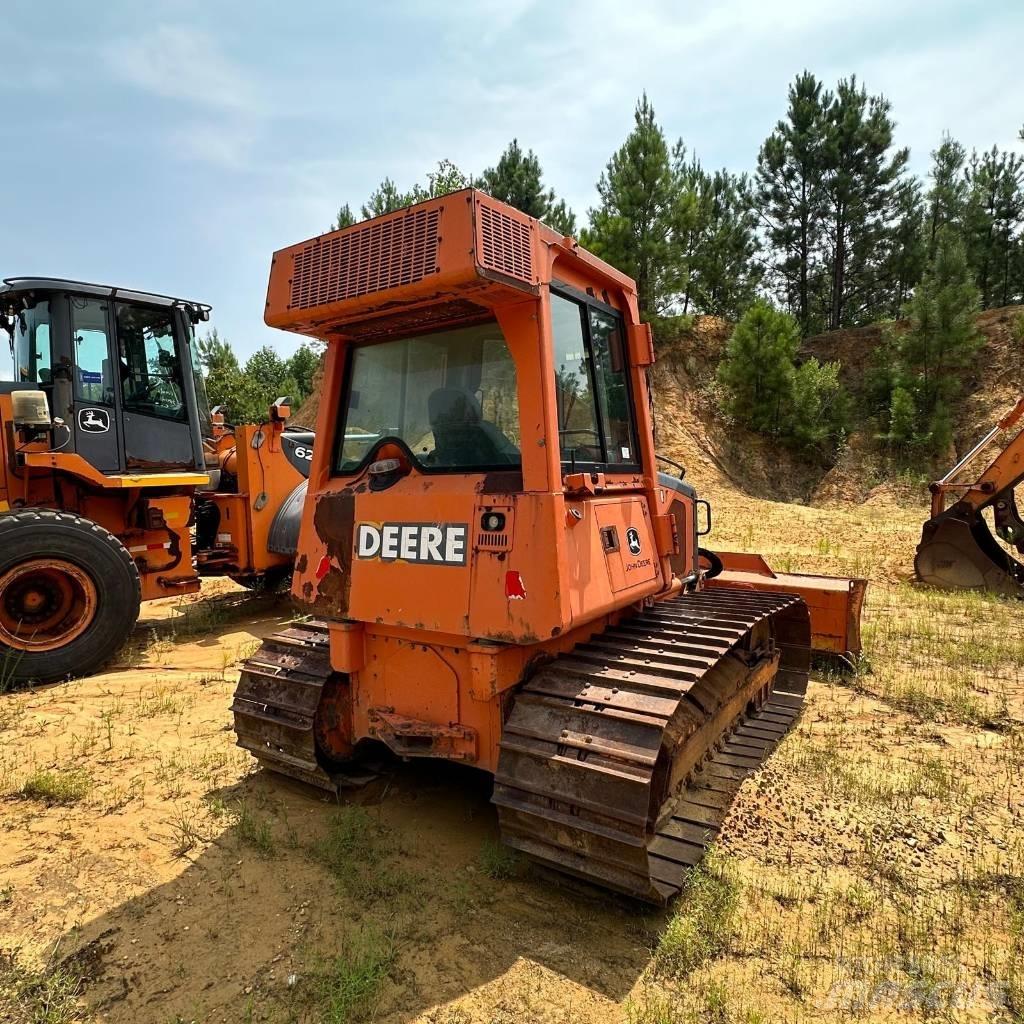 DEERE 450 HLGP بلدوزرات مجنزرة