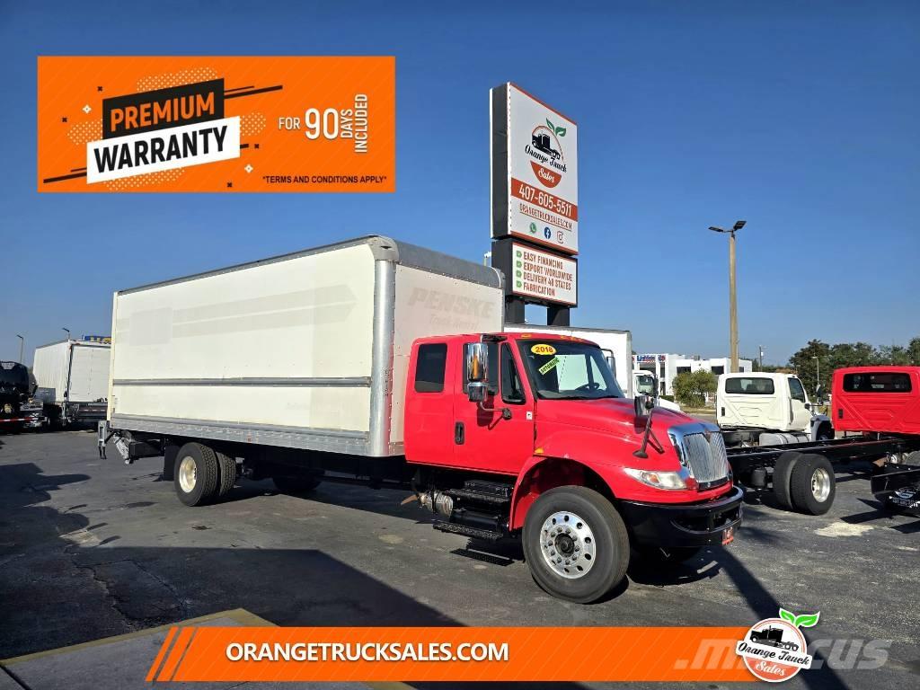 International 4300 شاحنات ذات هيكل صندوقي