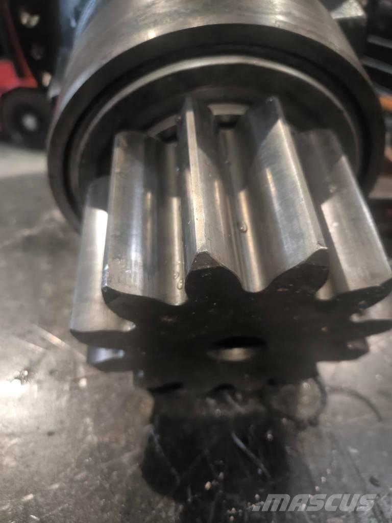 Fuchs 335 F هيدروليات