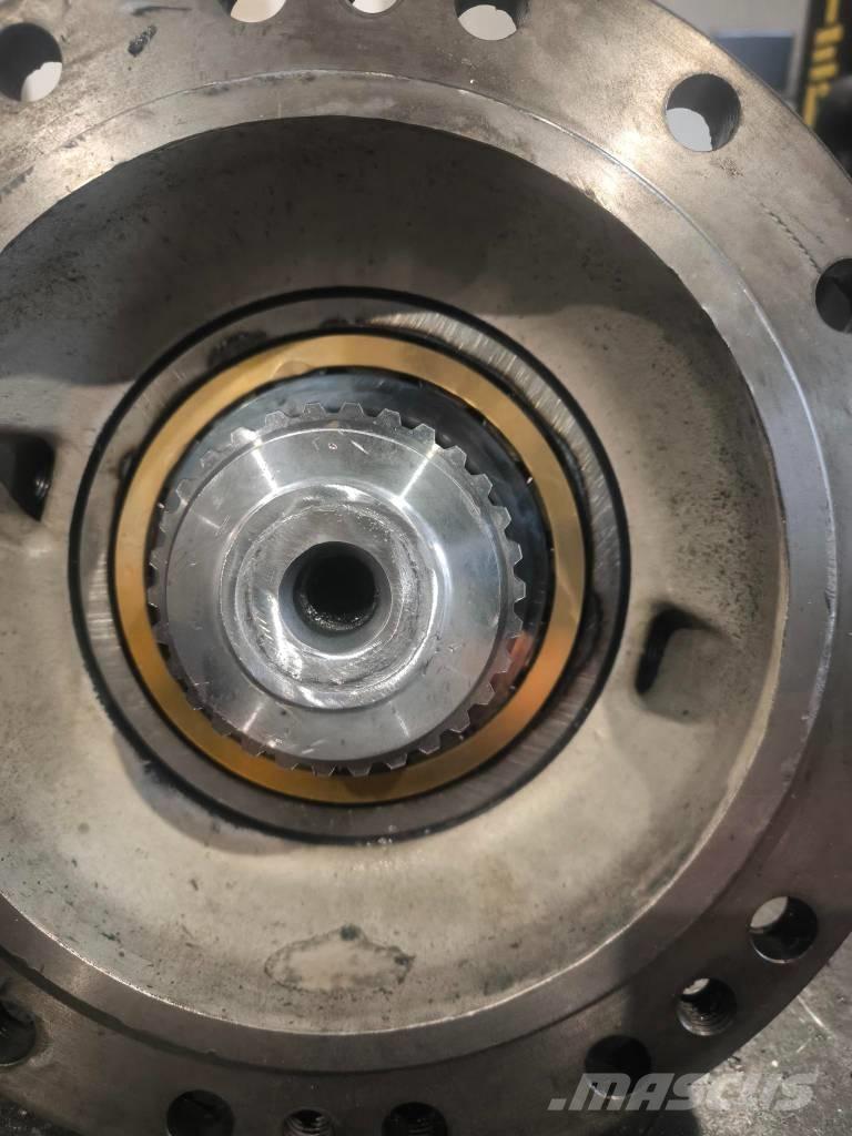 Fuchs 335 F هيدروليات