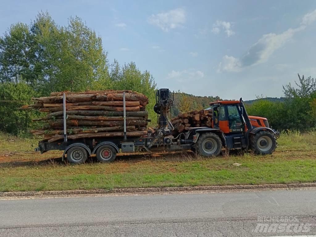 JCB Fastrac 3230 جرارات التحريج