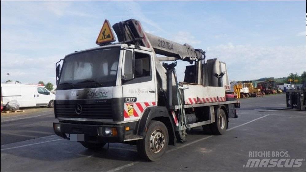 Mercedes-Benz LK/LN2 المنصات الهوائية المثبتة على شاحنة