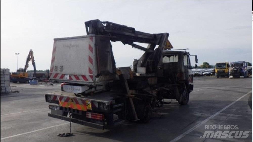 Mercedes-Benz LK/LN2 المنصات الهوائية المثبتة على شاحنة