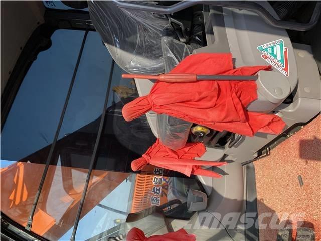 Hitachi ZX240 حفارات زحافة