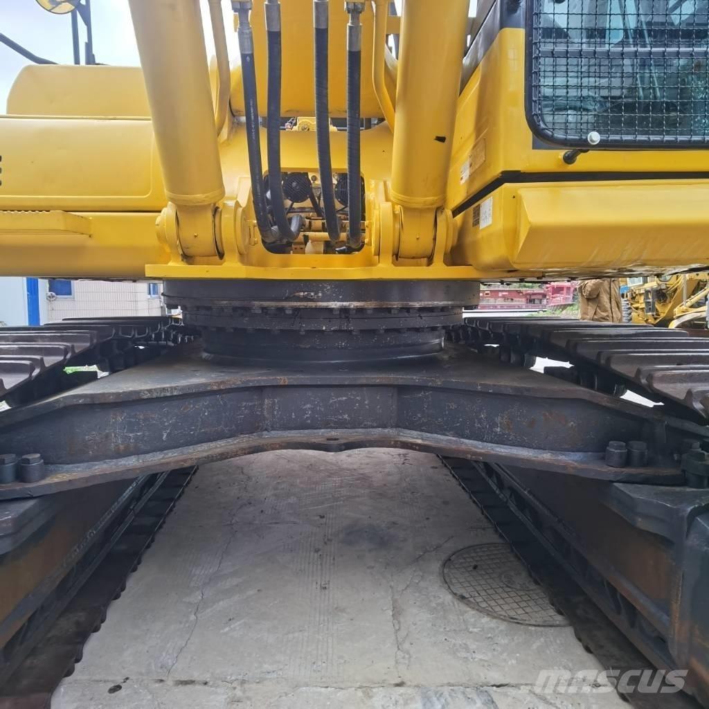 Komatsu PC 450-8 حفارات زحافة