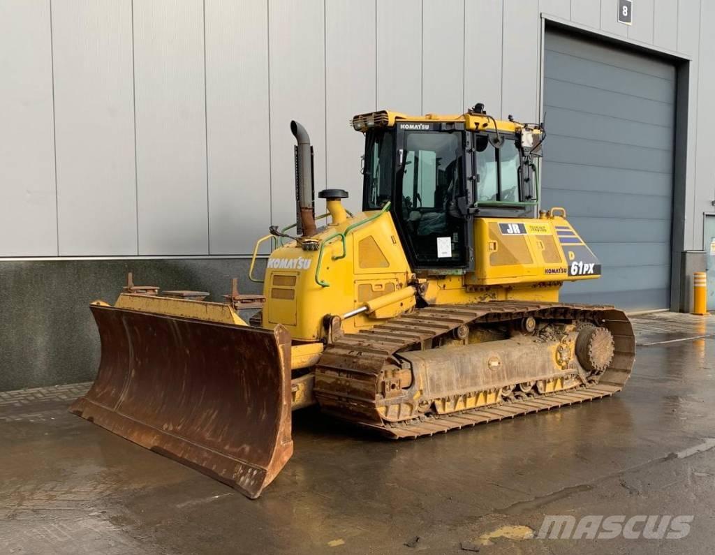 Komatsu D 61 PX-23 بلدوزرات مجنزرة