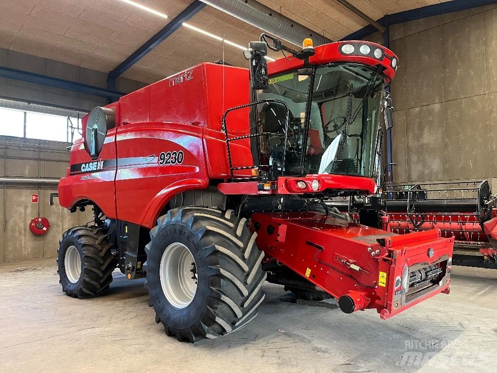 Case IH 9230 حصادات