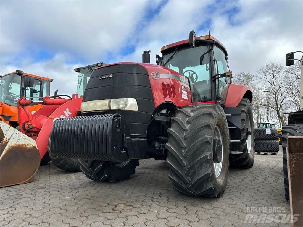 Case IH Magnum 335 الجرارات