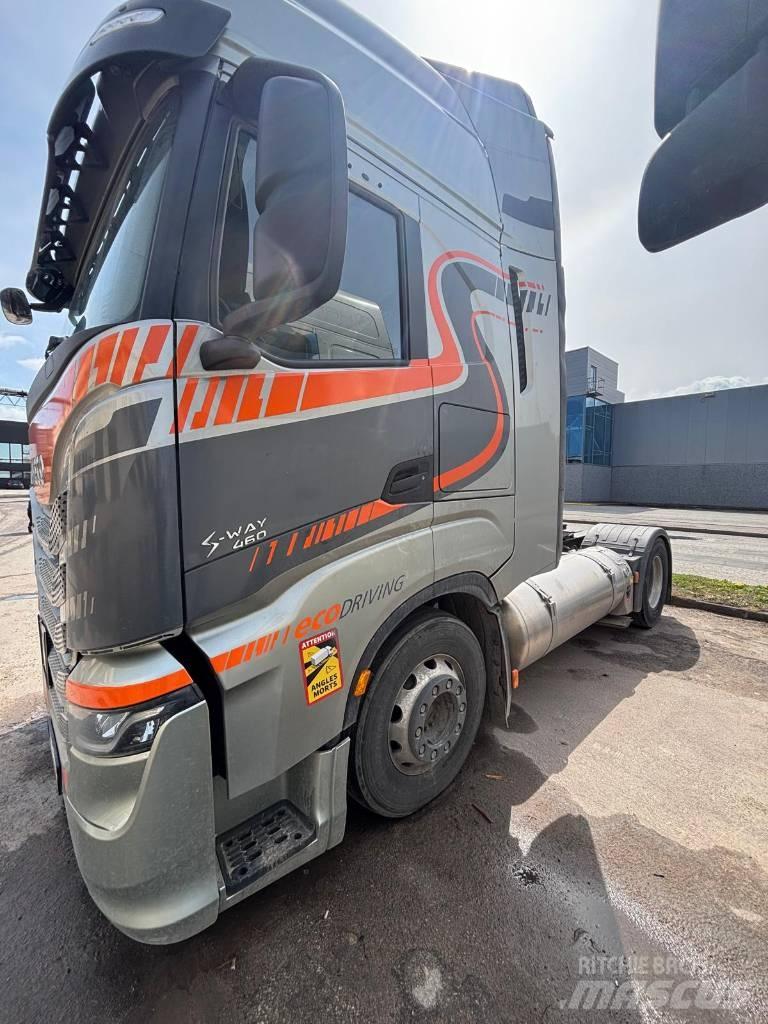 Iveco S-Way 460 LNG وحدات الجر