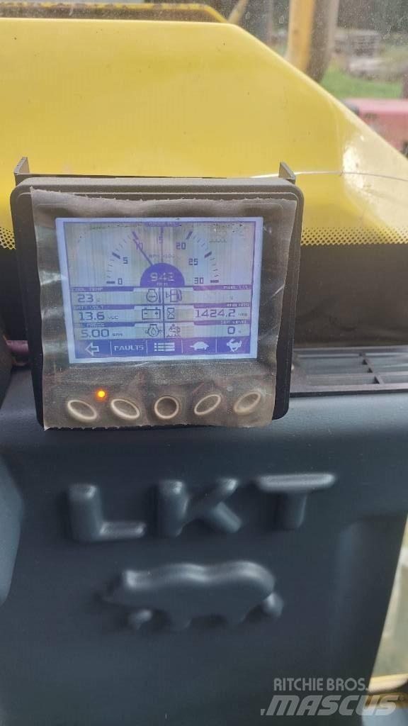 LKT 130 ITL ساحبات الأشجار