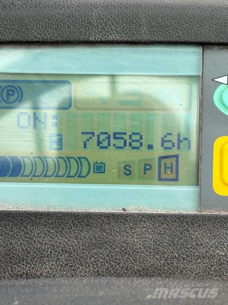 Toyota 7 FBM 30 شاحنات ذات رافعات شوكية تعمل بالكهرباء