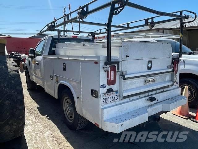 Ford F 350 XL شاحنات خفيفة/مفصلية الجوانب