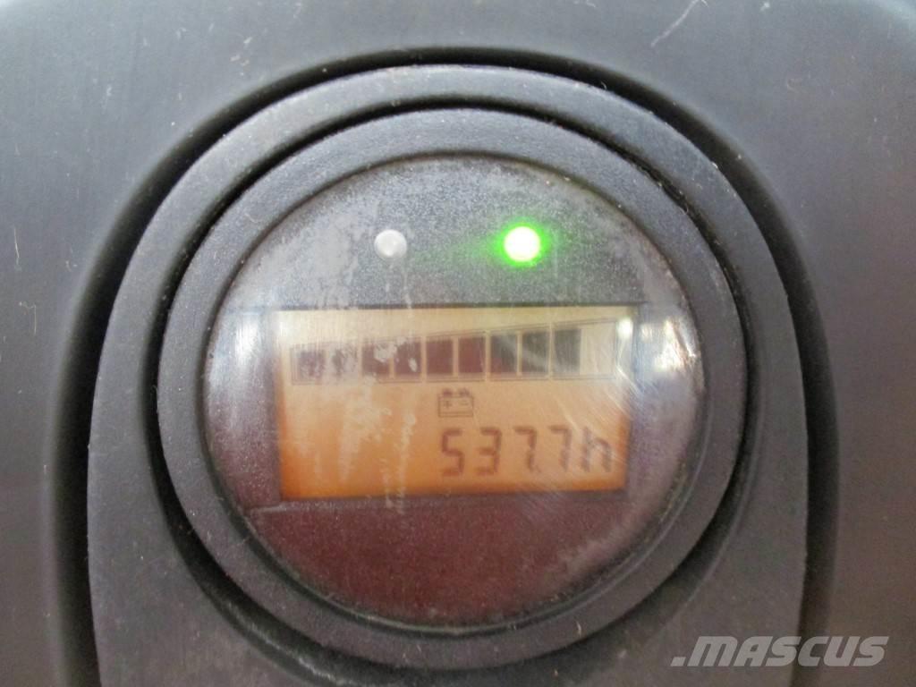 Linde T 16 معدات الرفع منخفض المستوى