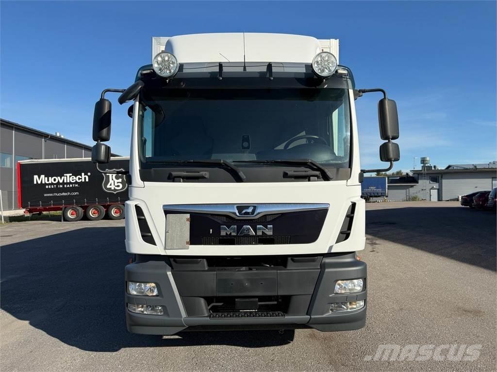MAN TGM 15.290 4X2 شاحنات ذات هيكل صندوقي