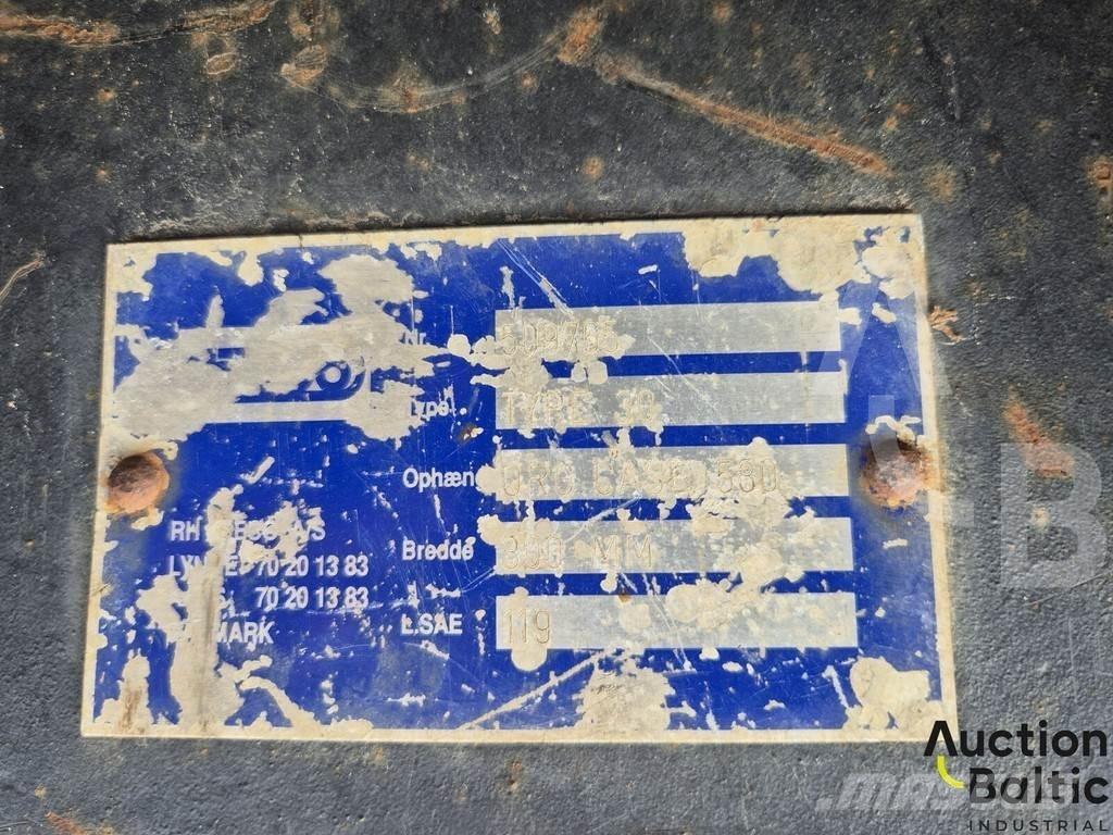 CASE 695 SR-4 PS لوادر ذات جرافات عكسية