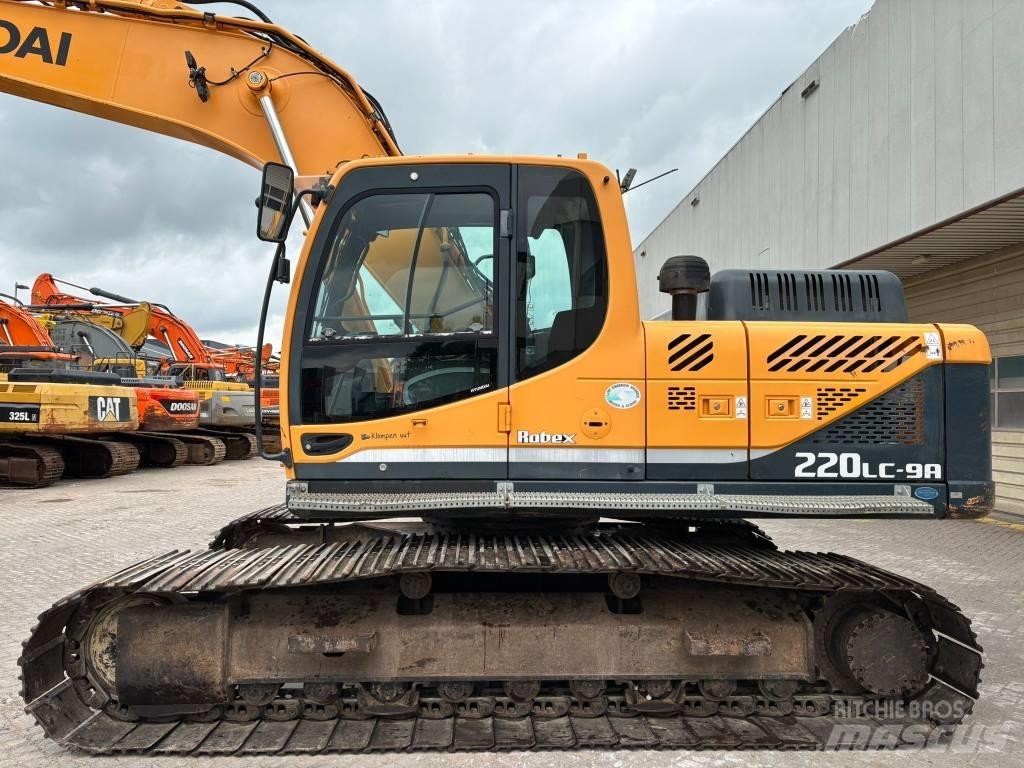 Hyundai 220LC-9A حفارات زحافة