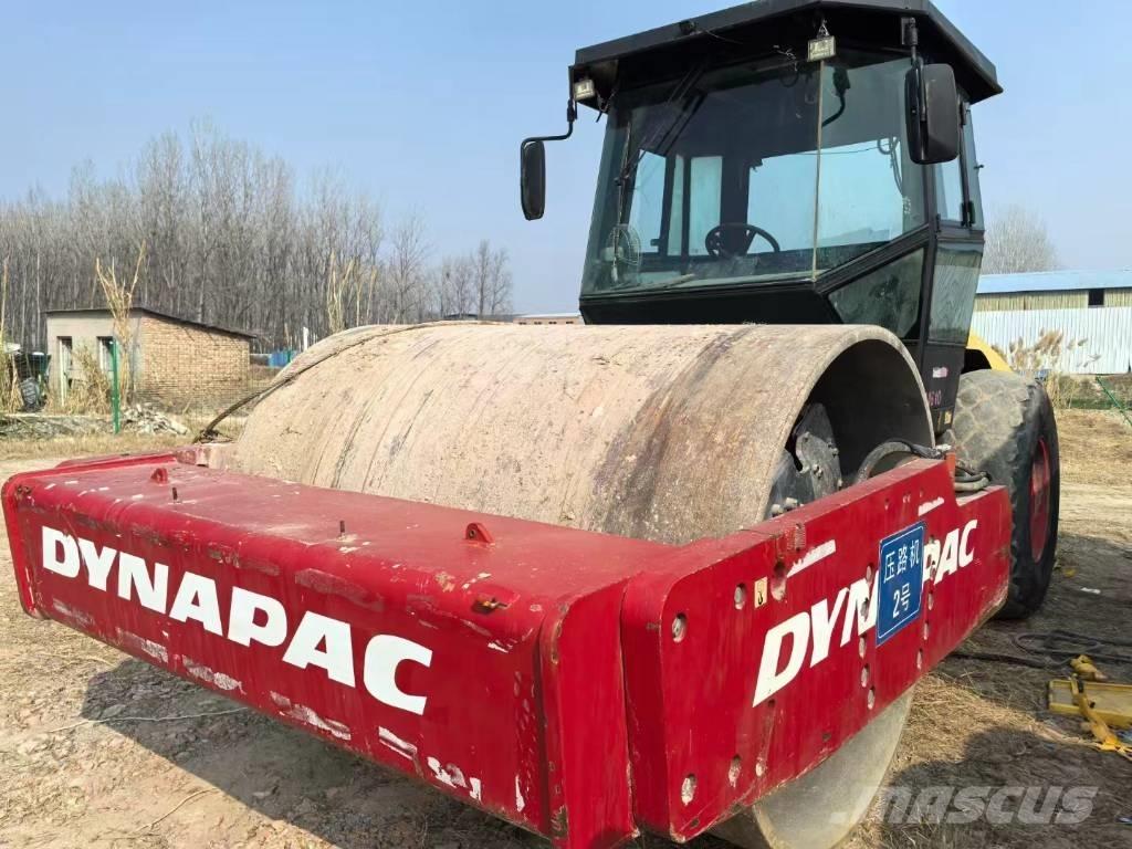 Dynapac CA 610 D مداحل أحادية الأسطوانة