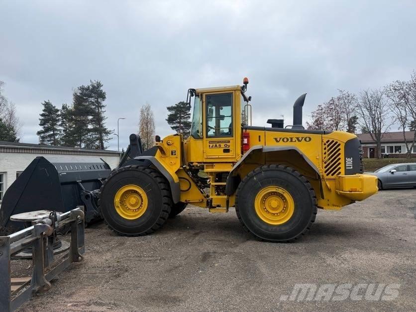 Volvo L110E لوادر بعجل