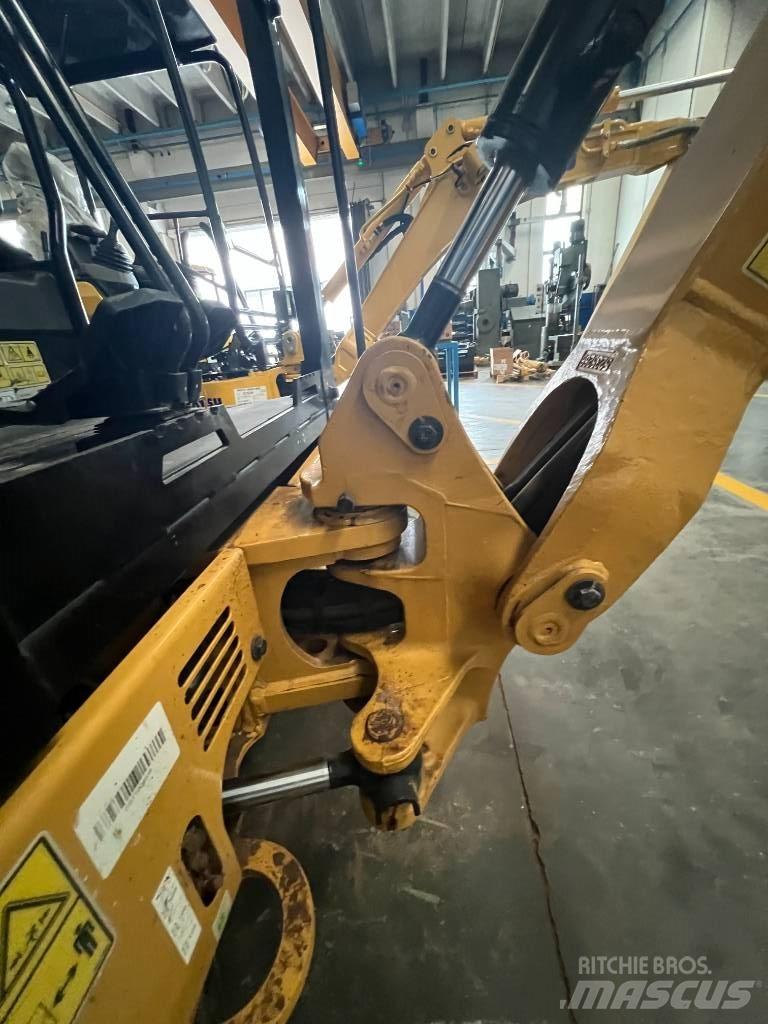 CAT 302 CR حفارات صغيرة أقل من 7 طن (حفارات صغيرة)