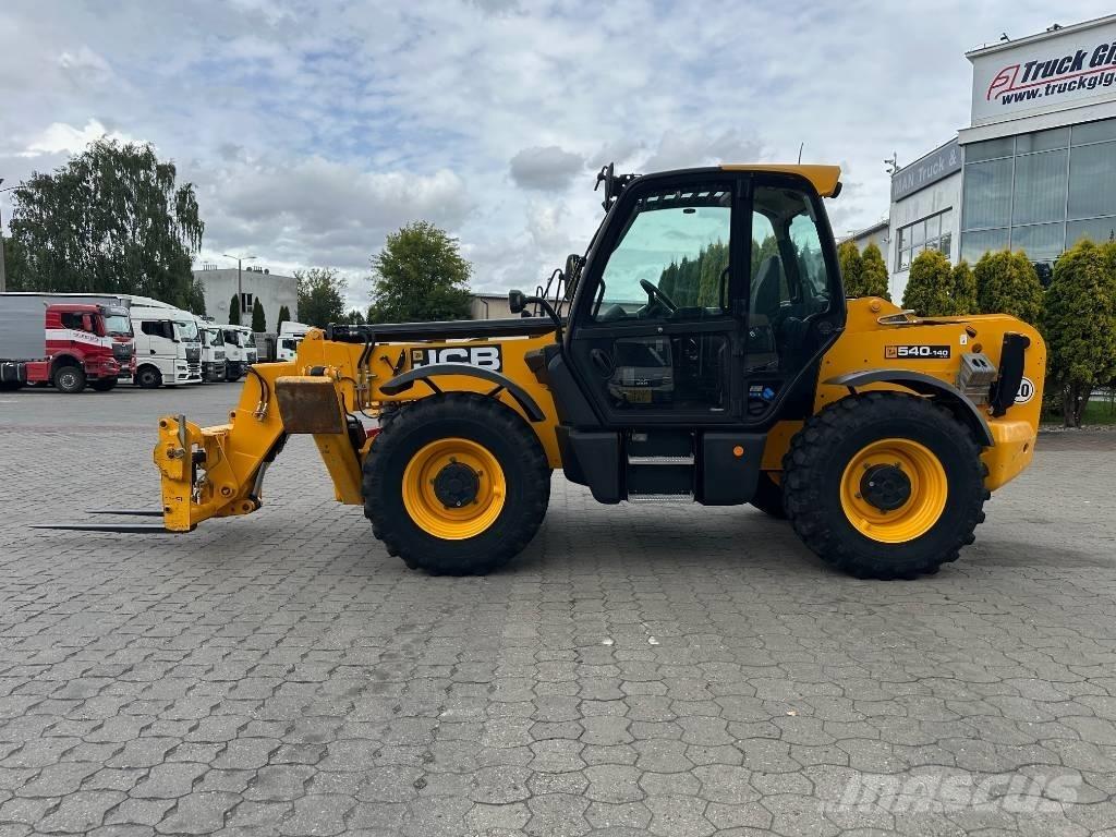 JCB 540-140 مناولات متداخلة