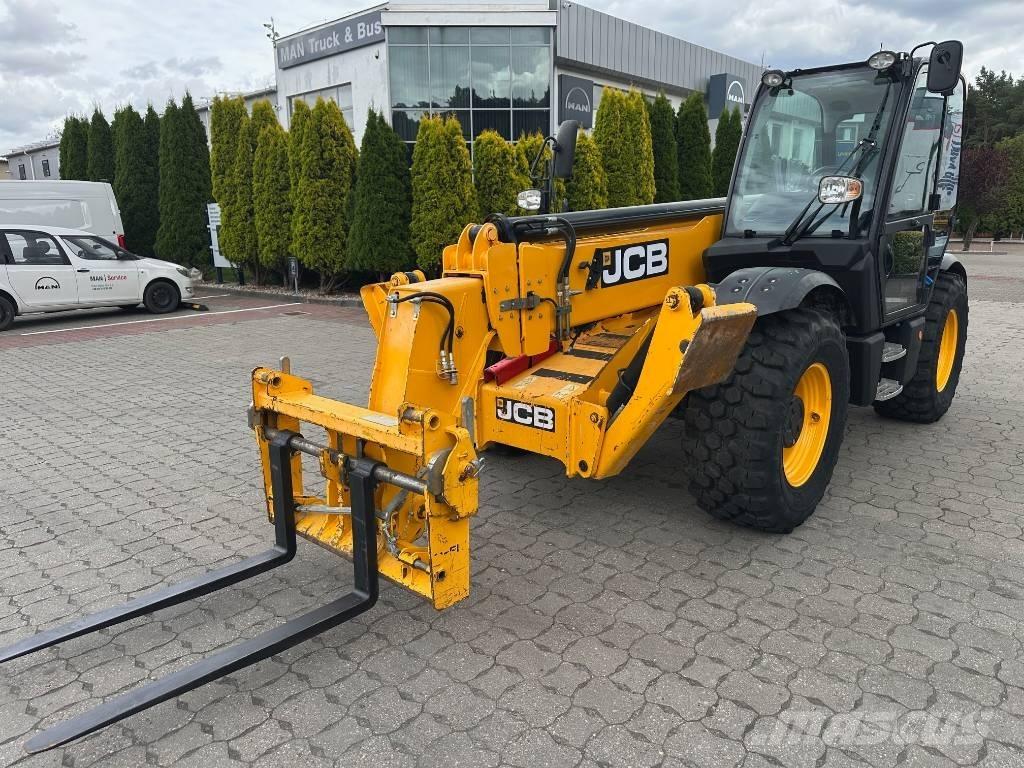 JCB 540-140 مناولات متداخلة