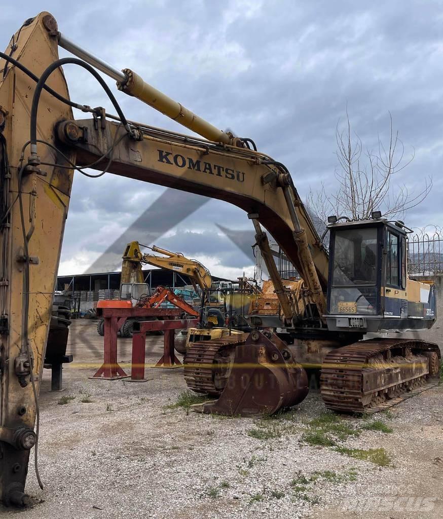 Komatsu PC 300 LC-3 حفارات زحافة