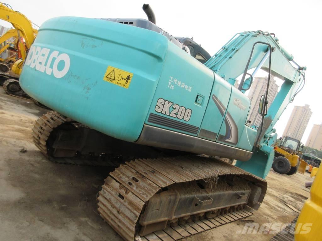 Kobelco SK 200-8 حفارات زحافة