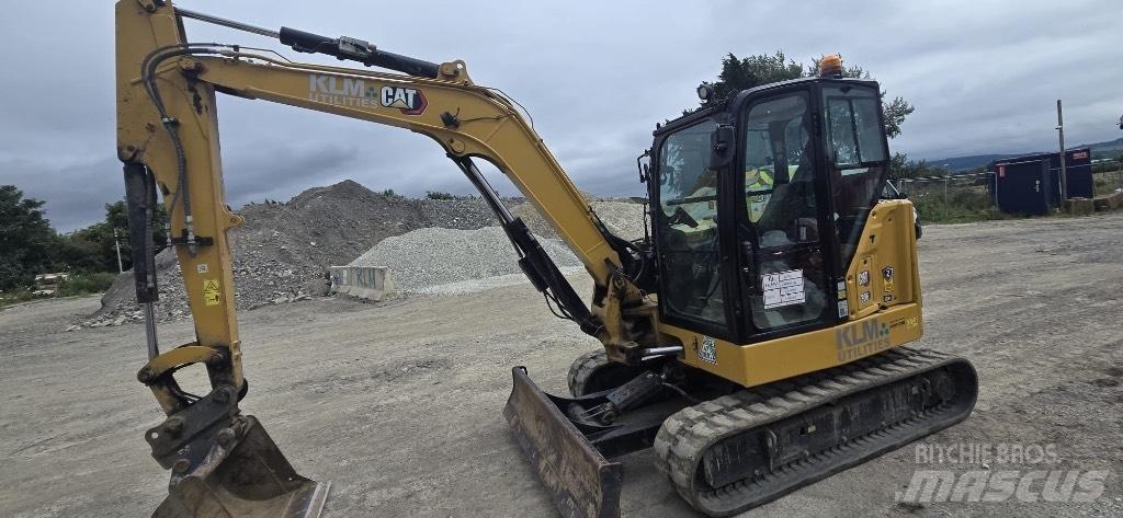 CAT 306 CR حفارات زحافة