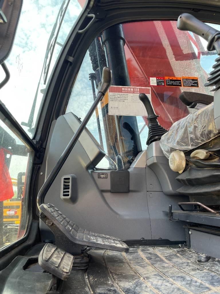 Doosan DX225LCA حفارات زحافة