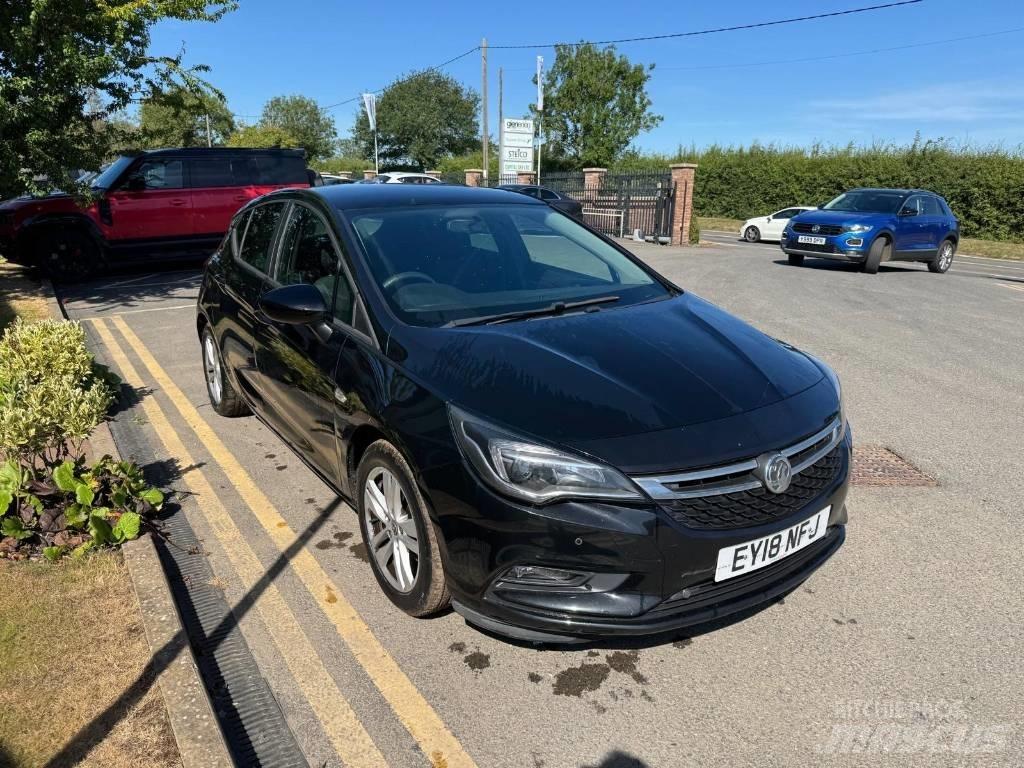 Vauxhall Astra سيارات