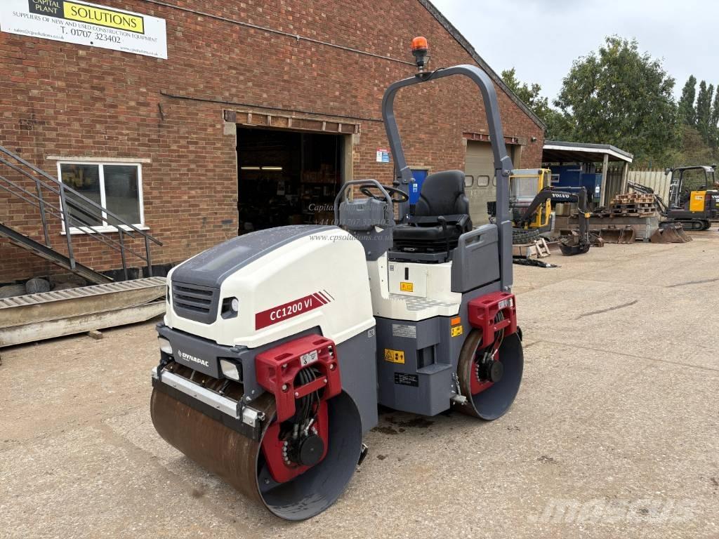Dynapac CC 1200 VI مداحل ثنائية الاسطوانة