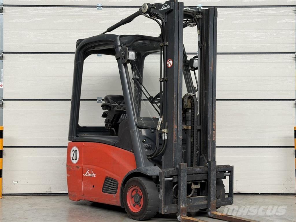 Linde E15 شاحنات ذات رافعات شوكية تعمل بالكهرباء
