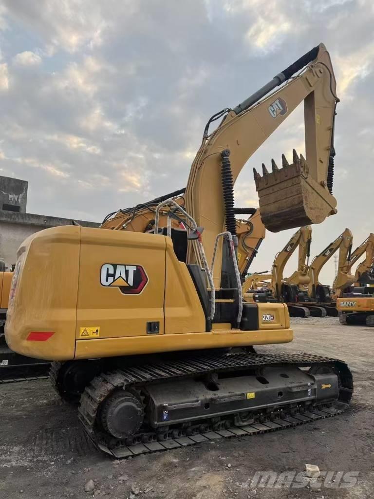 CAT 320 GC حفارات زحافة