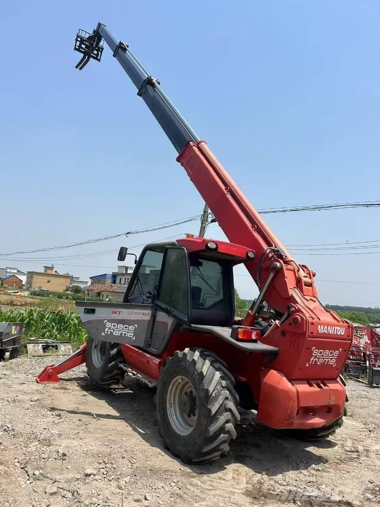 Manitou MT 1740 SL T لوادر انزلاقية التوجيه