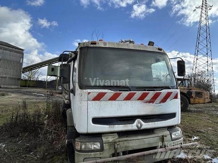 Renault 320 - شاحنات ذات صهاريج