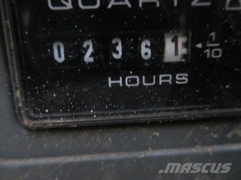 JLG 2646 ES رافعات مقصية الشكل