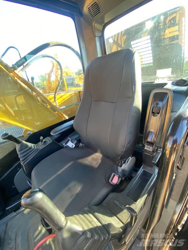 CAT 320 C L حفارات زحافة
