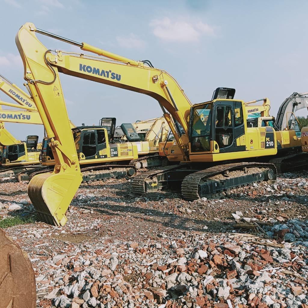 Komatsu PC 210 LC-8 حفارات زحافة