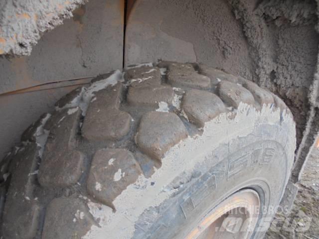Hyundai HL 940 A لوادر بعجل