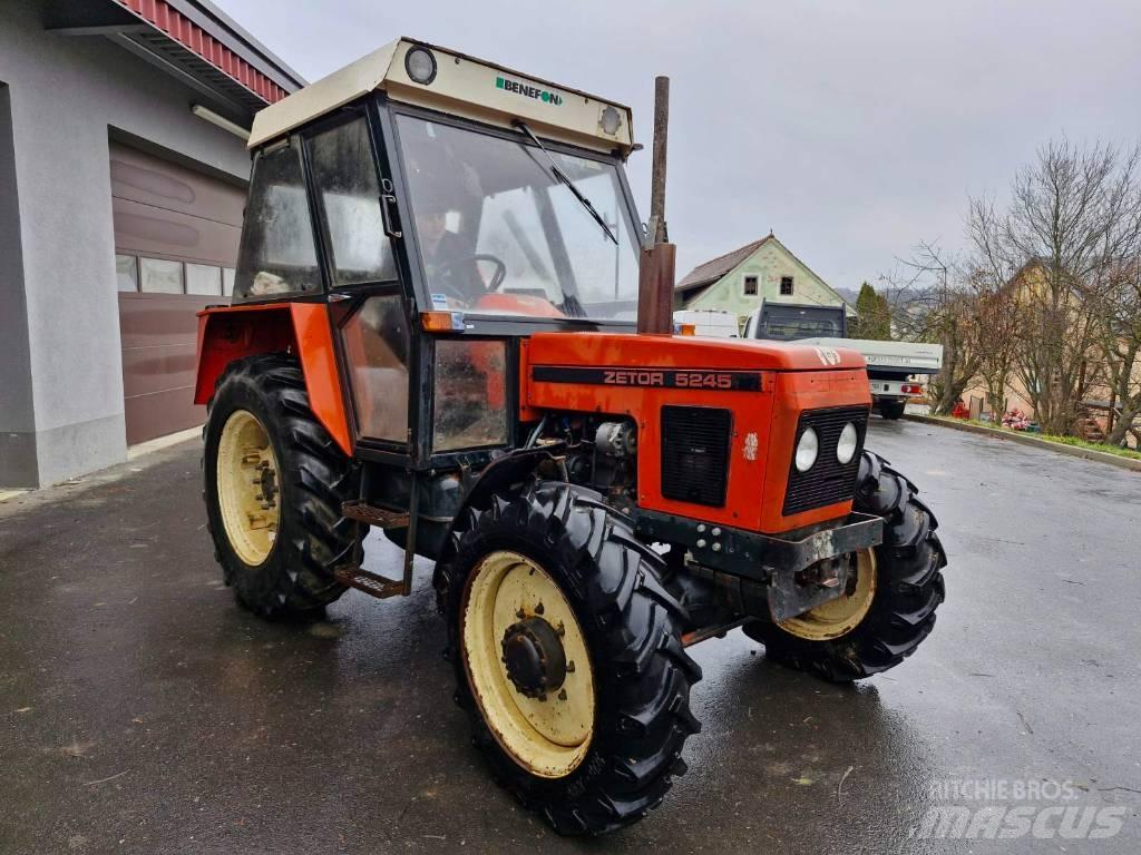 Zetor 5245 الجرارات
