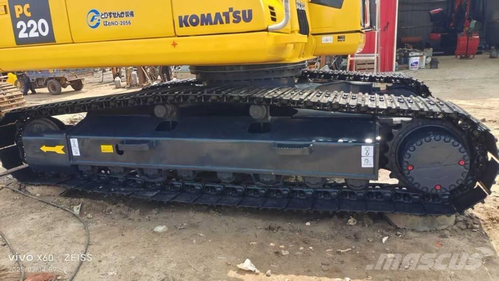 Komatsu 220 حفارات زحافة