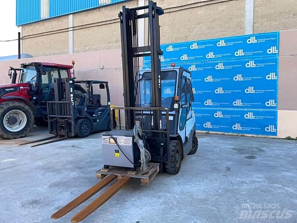 TEU FLB25 شاحنات ذات رافعات شوكية - أخرى