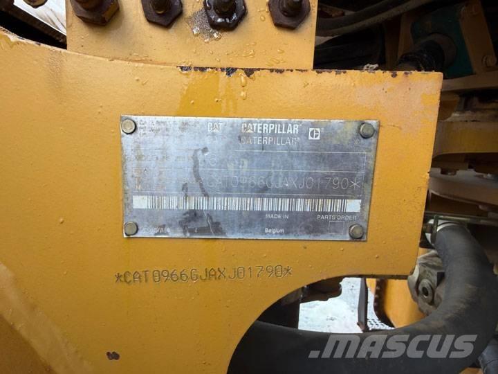 CAT 966 G II لوادر بعجل