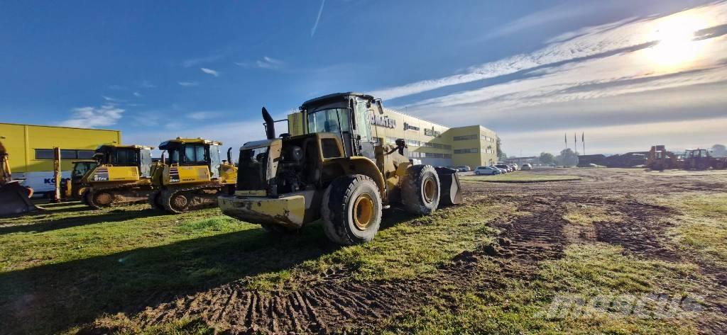 New Holland W 190 B لوادر بعجل