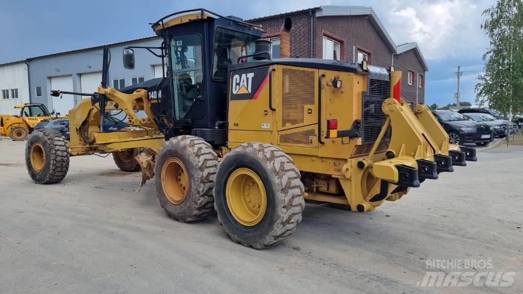 CAT 140 M معدات تمهيد الطرق
