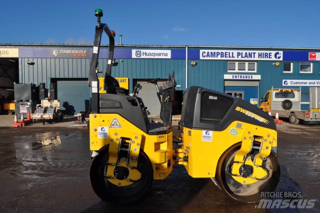 Bomag BW 138 AD-5 مداحل ثنائية الاسطوانة