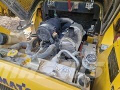 Komatsu SK 820-5 لوادر انزلاقية التوجيه