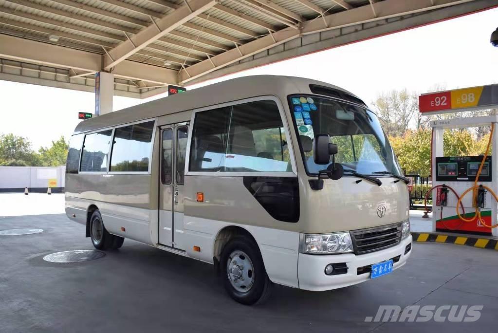 Toyota Coaster حافلة داخل المدينة