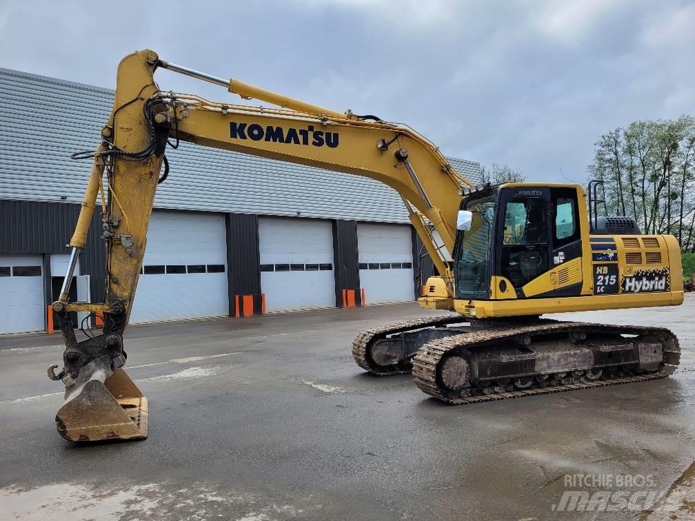 Komatsu HB 215 LC-2 حفارات زحافة