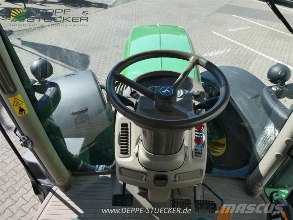 John Deere 6250R الجرارات